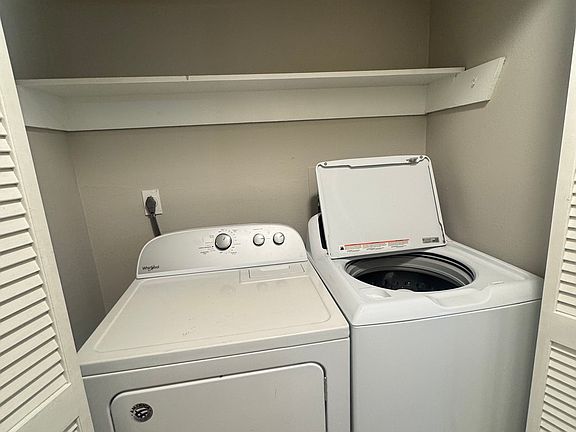 4th image of 1600 Big Tree Rd APT P5