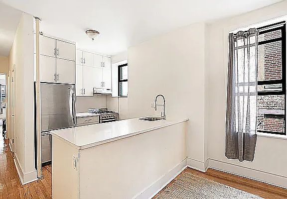 2nd image of 344 W 14th St APT F1