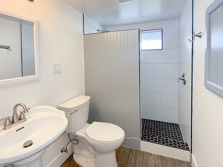 113 N Ivy Ave #1 — Photo 11