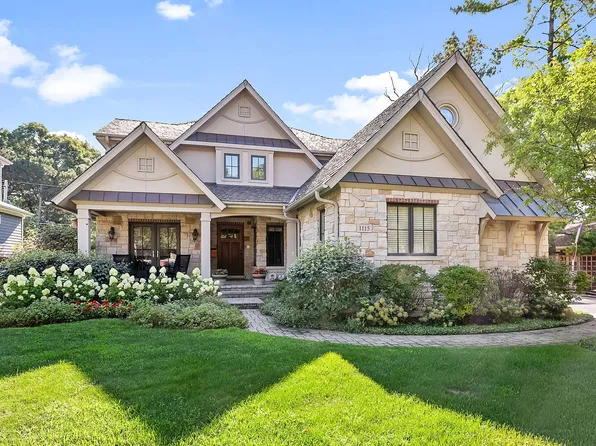 1115 Warrington Rd, Deerfield, IL 60015