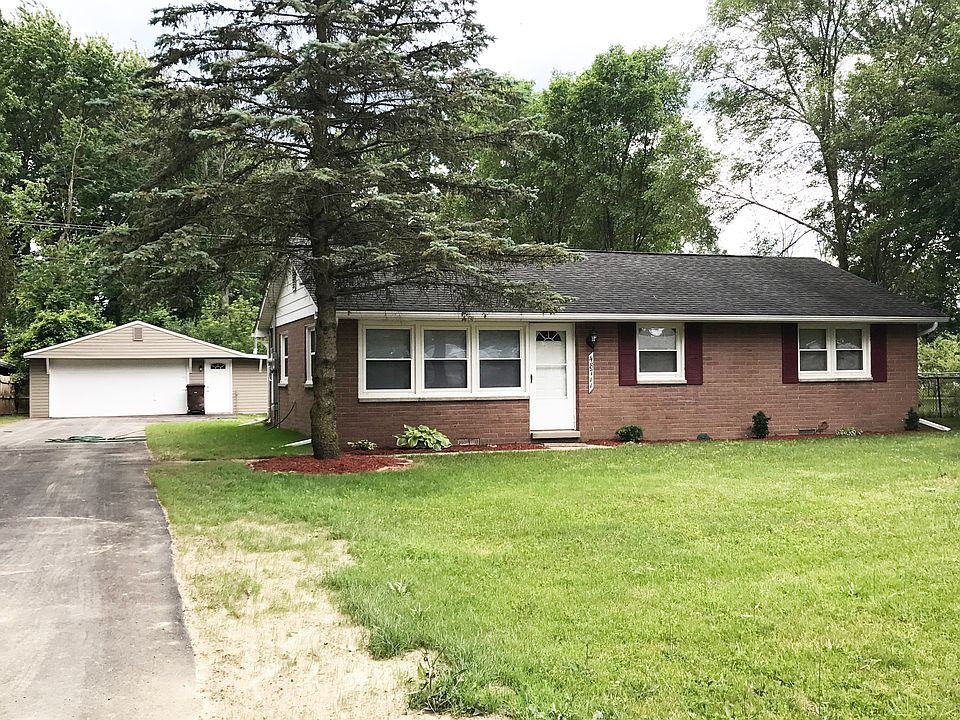 1st image of 48711 Sully Dr