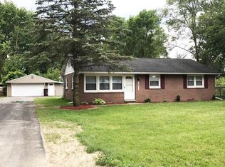 48711 Sully Dr, Belleville, MI 48111