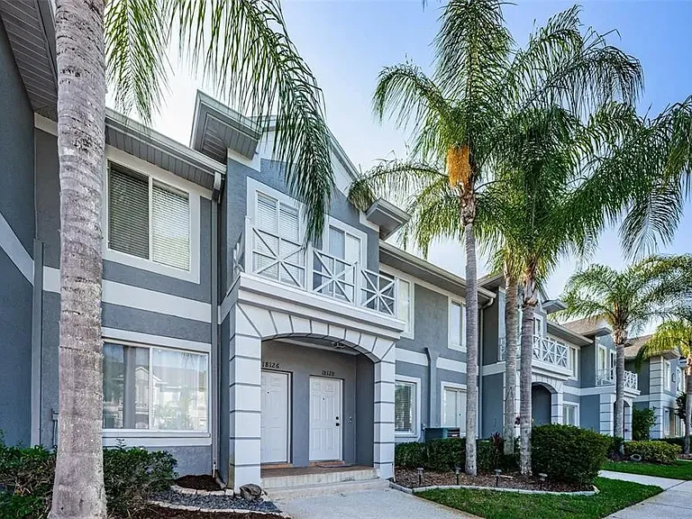 18126 Paradise Point Dr — Photo 29