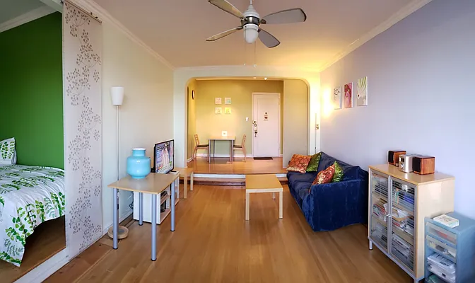 Sold by null | media 8