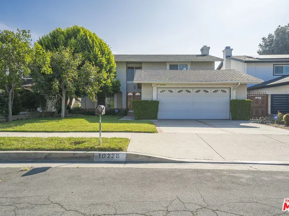 10228 Hanna Ave, Chatsworth, CA 91311