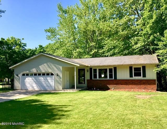1st image of 588 Wedgewood Dr