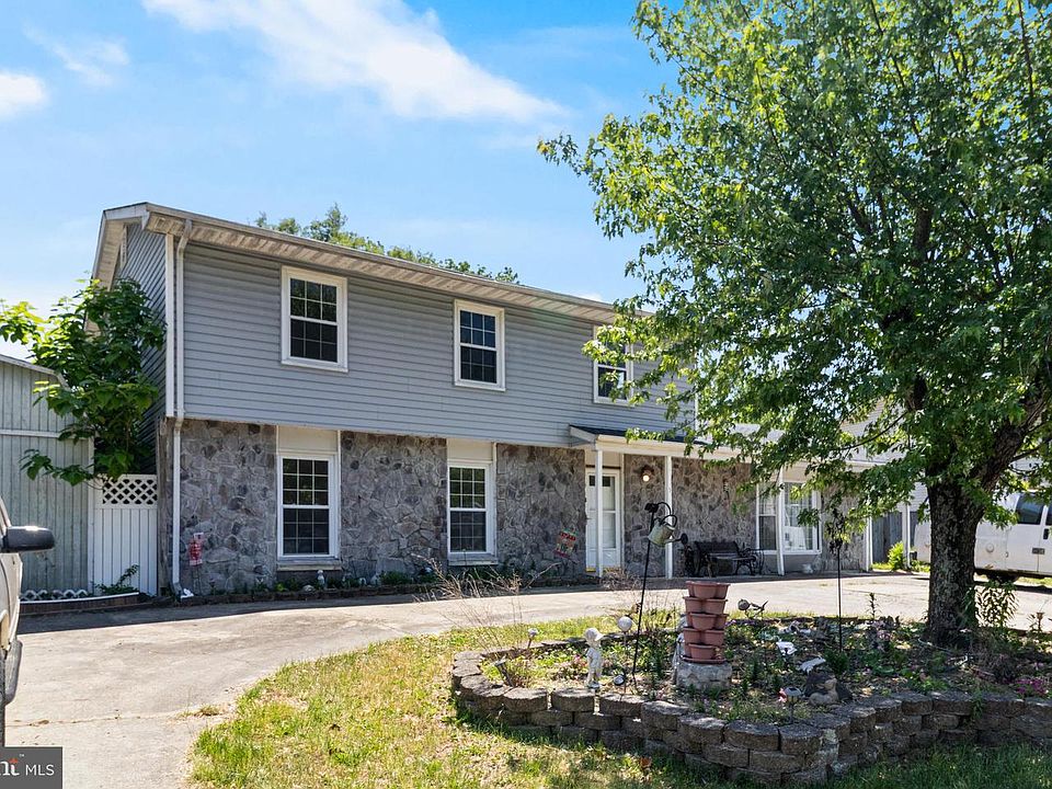 1st image of 5 Mooncoin Cir