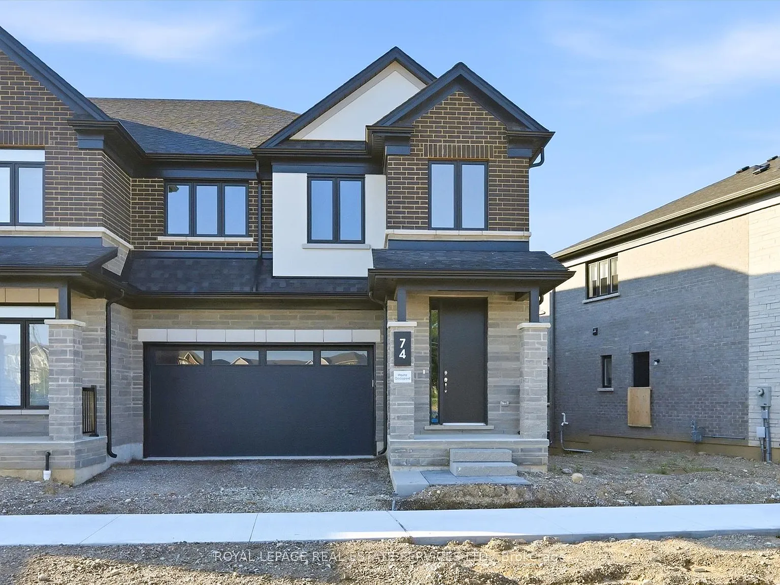 4 bed, $4,500 — Photo 1