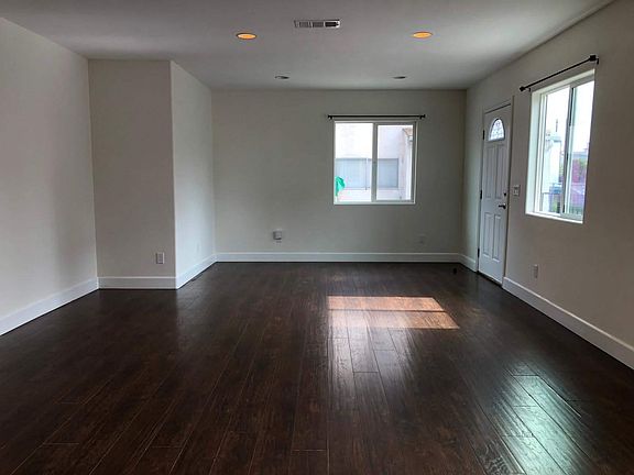 2nd image of 11243 Emelita St