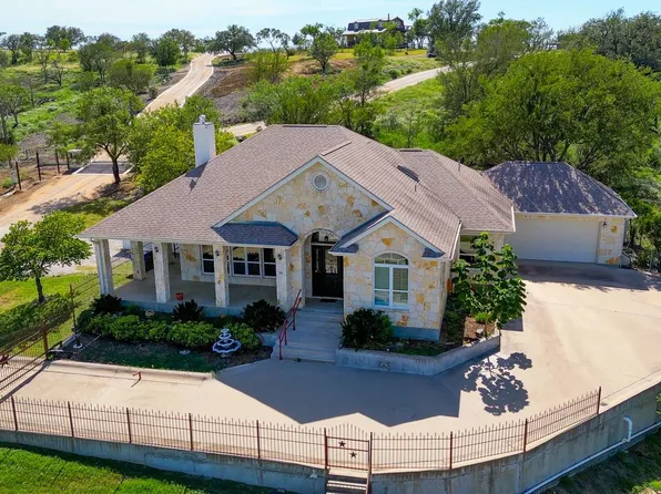 301 Dove Haven, Sunrise Beach, TX 78643