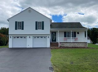 31 Greystone Ln, Waynesboro, VA 22980