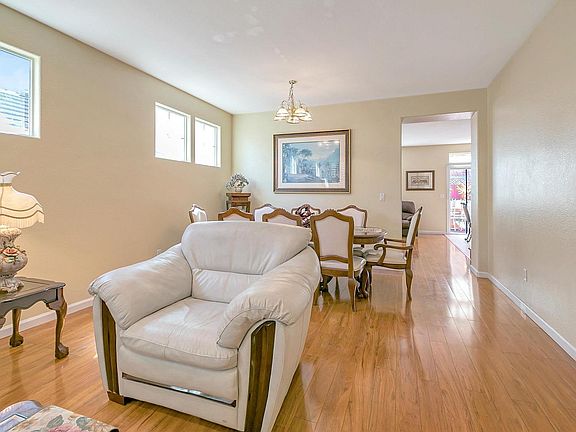 3rd image of 1528 Mcdougal Street