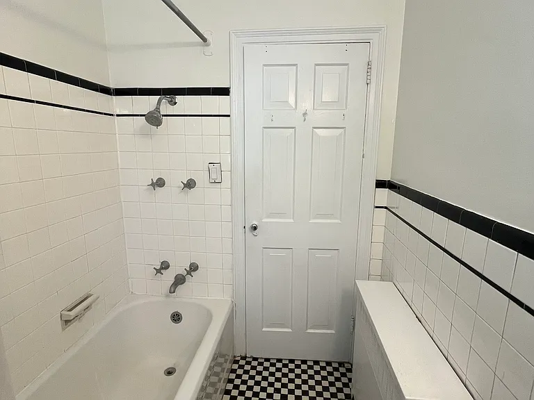 1121 Myrtle Ave #71 — Photo 11