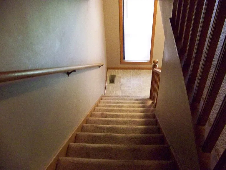 1198 Windham Ct — Photo 8