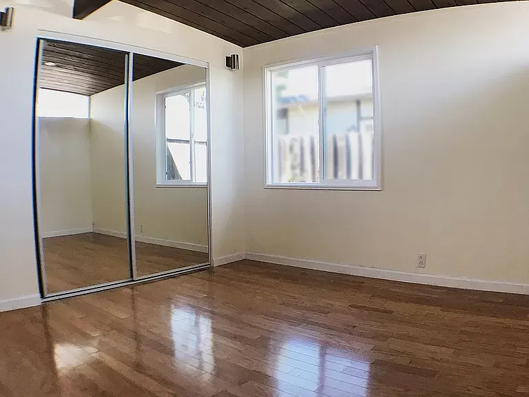 774 Gull Ave — Photo 9