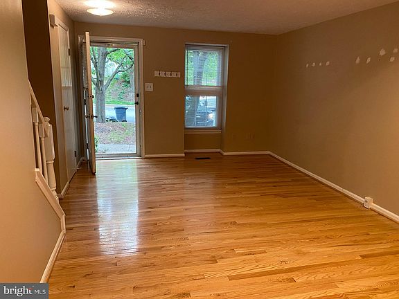 5th image of 11906 Fieldthorn Ct