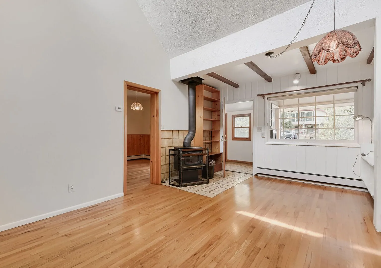 Spacious 3-Bedroom, 2-Bath Lower-Level Home in Central Boulder — Photo 4
