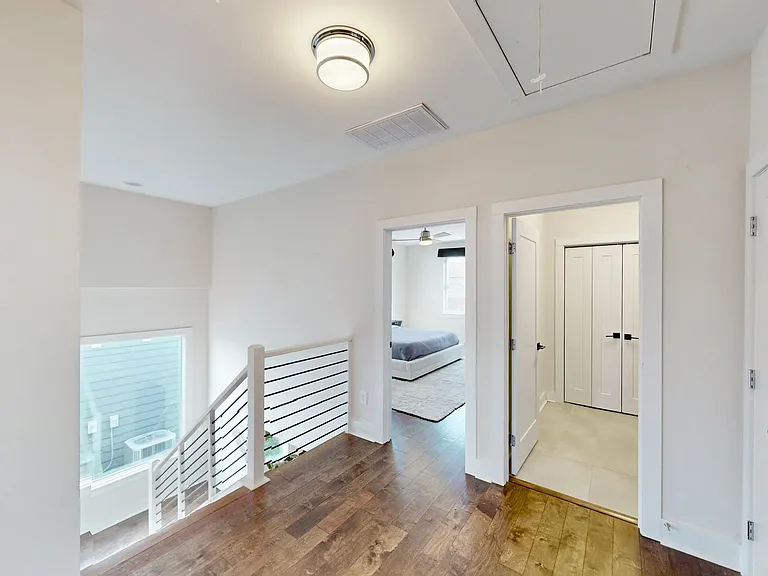1220 Lomax Ave — Photo 27