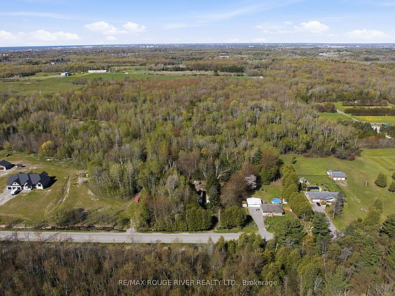 3rd image of 3856 Solina Rd