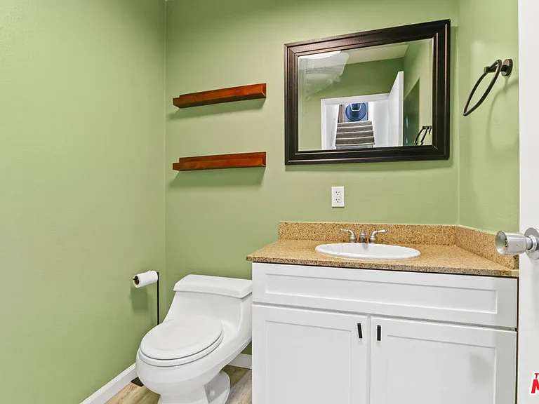 11064 La Grange Ave #4 — Photo 11