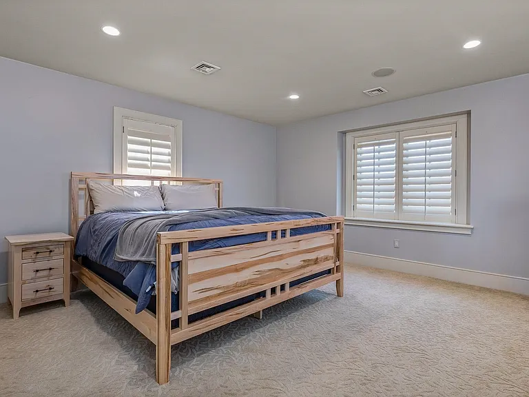 1138 Ocean Blvd — Photo 22