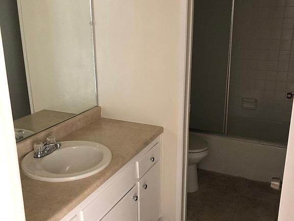 2nd image of 6333 Lexington Ave APT 307