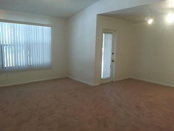 3rd image of 20 Eagle Trace Blvd