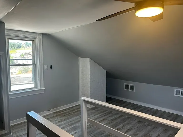 1811 Jancey St — Photo 18