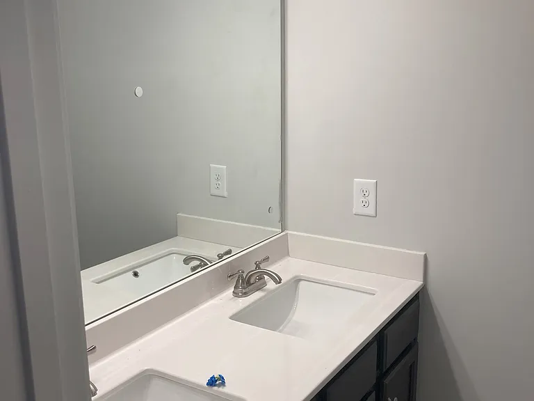 Bathroom upstaris with double sinks