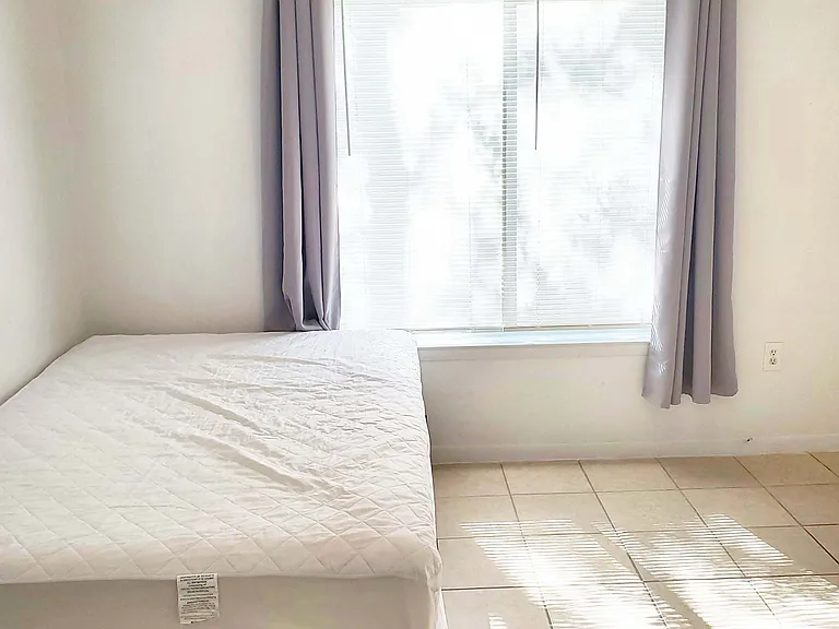 3921 SW 34th St #112 — Photo 7