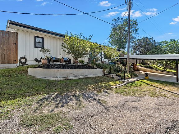 3rd image of 148 County Road 1303