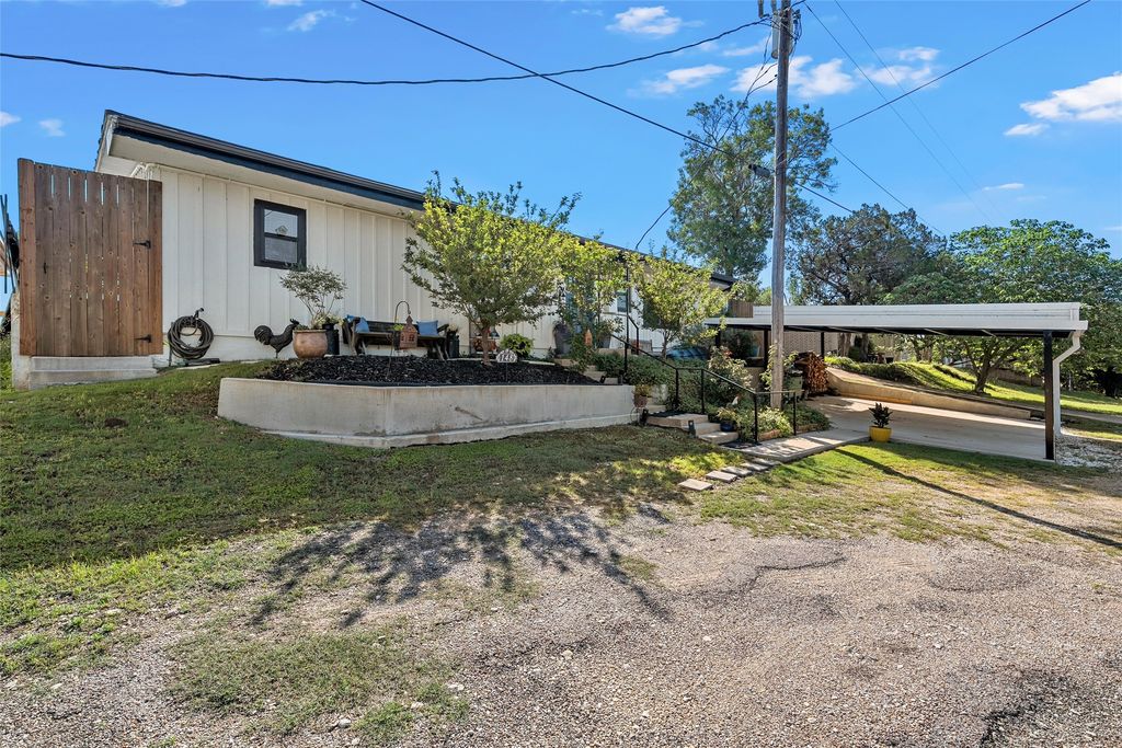 148 County Road 1303, Morgan, TX - View 3
