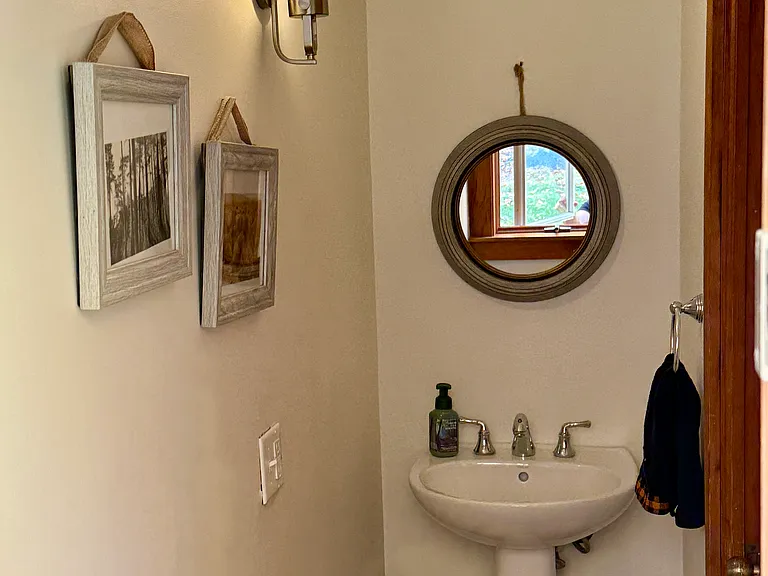 Half bathroom in main level