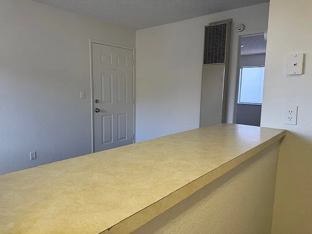 3601 Gypsum Rd #6 — Photo 12