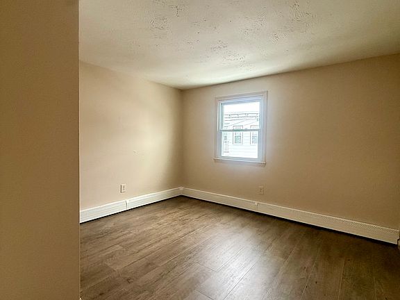 5th image of 24 Krakow Ave #3