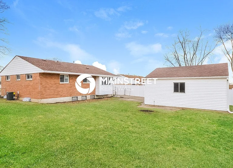 10812 Lemarie Dr — Photo 17