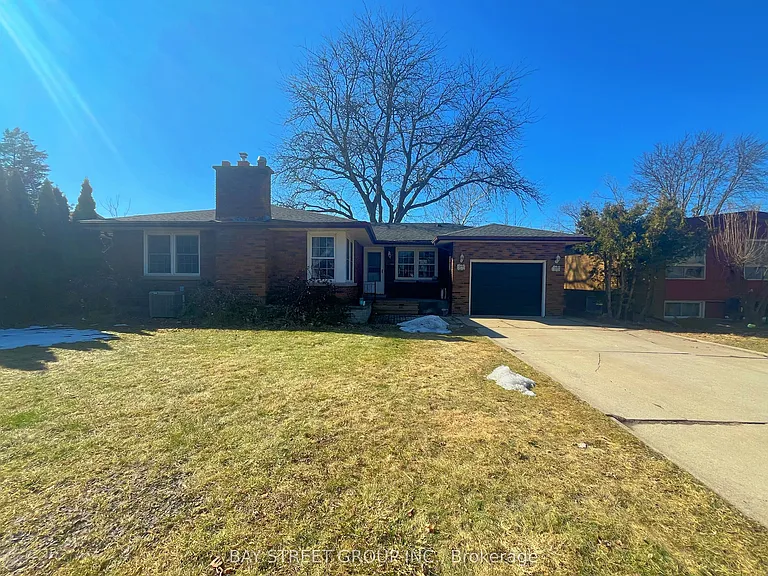12 Wakil Dr #LOWER — Photo 15