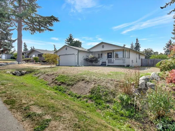 1870 Edgewood Drive, Camano Island, WA 98282