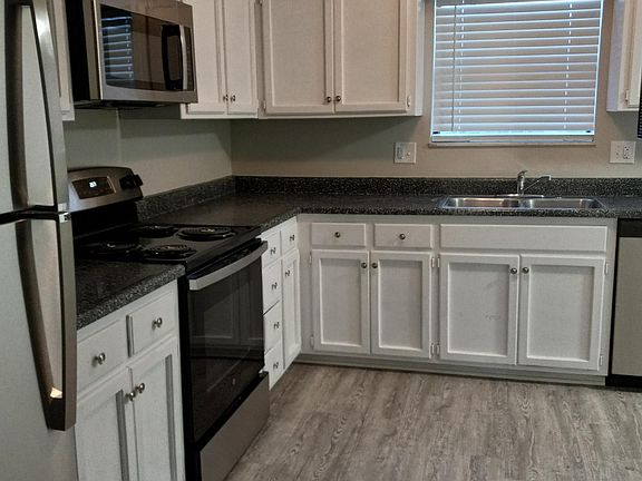 2nd image of 9574 W 87th St #9574