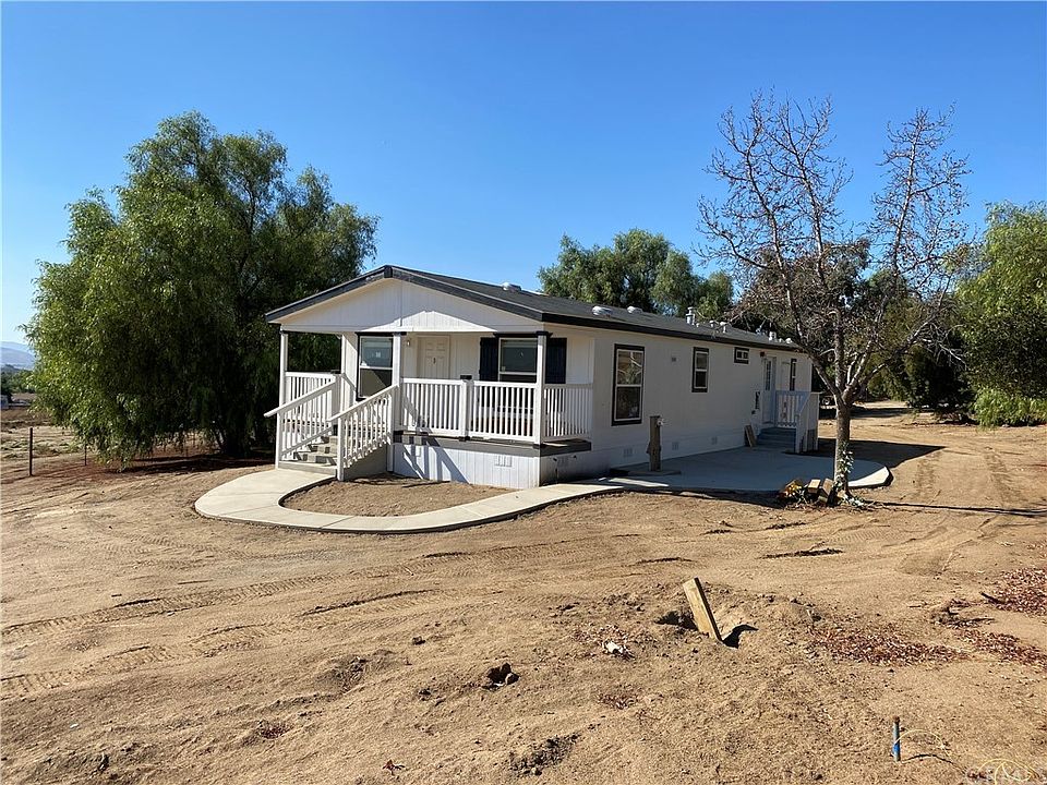 2nd image of 23260 Gunther Rd
