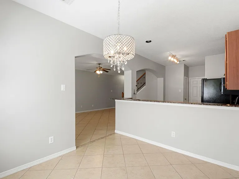 930 Sterling Creek Cir — Photo 19
