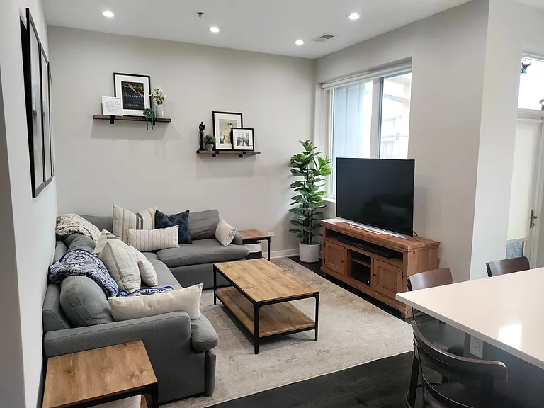 1802 S State St #108 — Photo 2