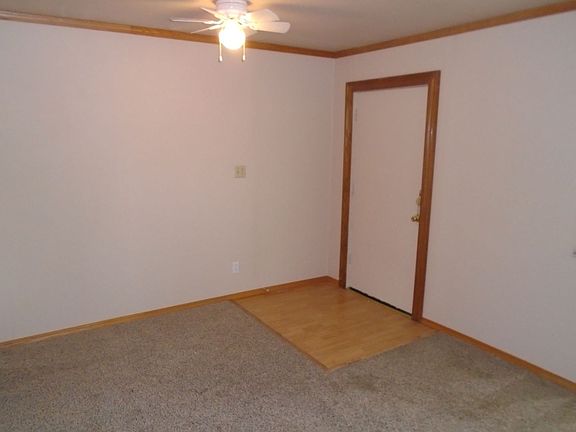 3rd image of 527 W 13th St