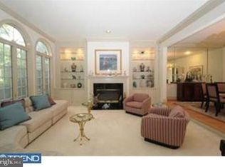 738 Canterbury Ln, Villanova, PA 19085