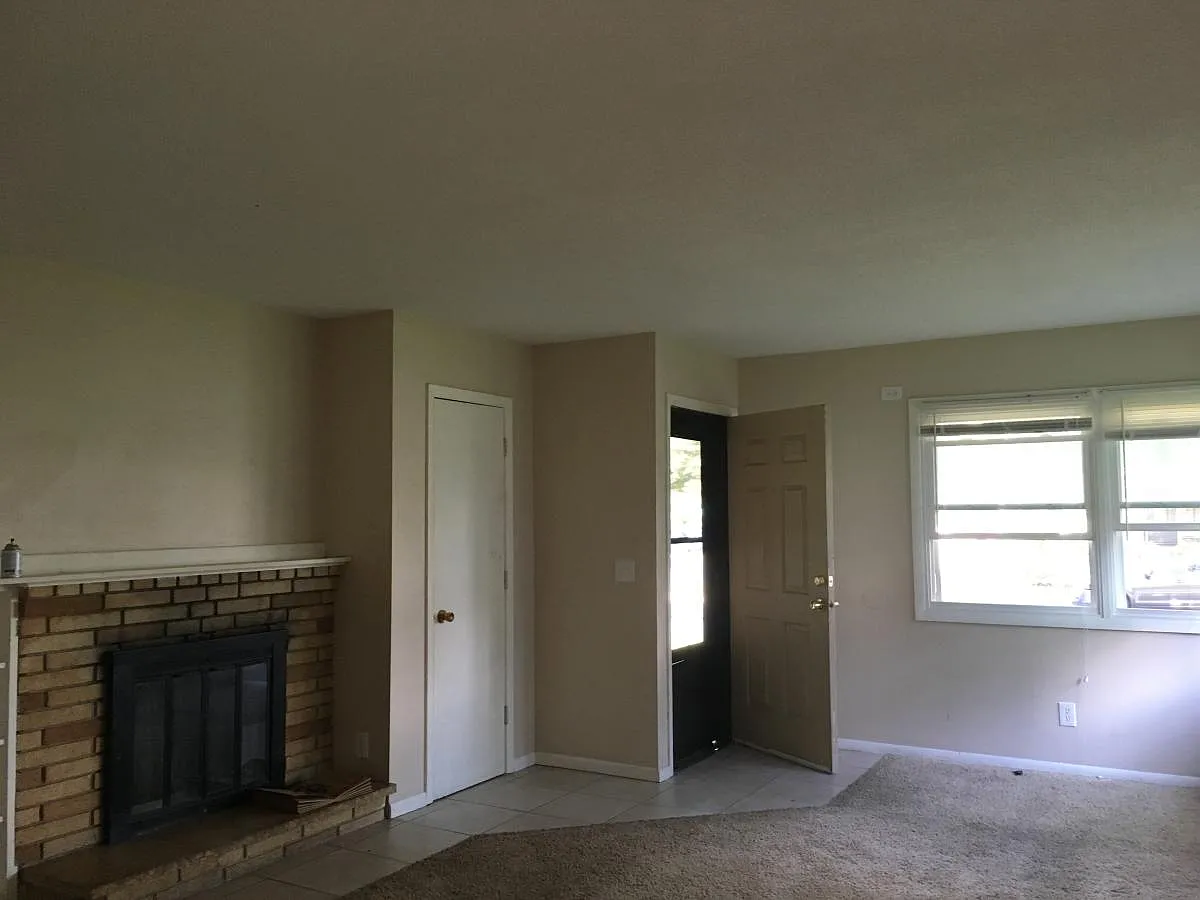 2nd Street NE, Columbia Heights — Photo 1