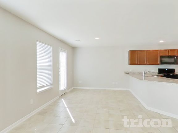 3rd image of 5342 Castle Discordia St