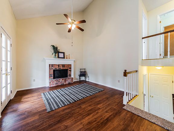 4th image of 100 Teal Ln APT 48