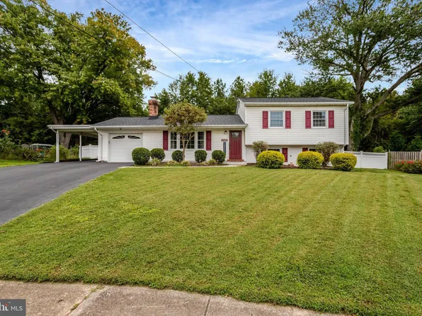 7501 Wexford Pl, Alexandria, VA 22315