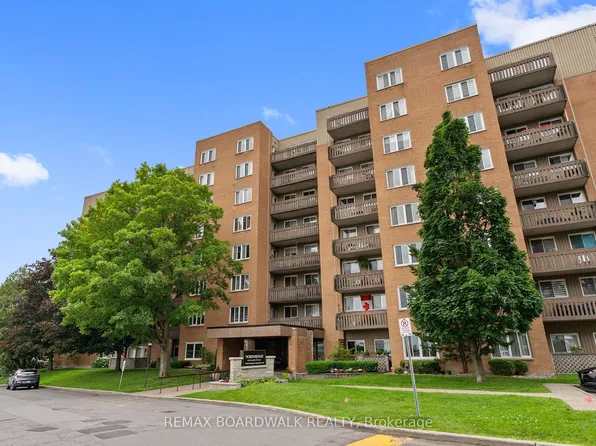 1599 Lassiter Ter #503, Ottawa, ON K1J 8R6