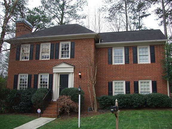 Great Cul-De-Sac Location